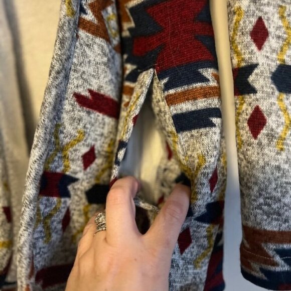 Canada Weather Gear Fleece Cardigan/Jacket Aztec size small - Picture 5 of 5